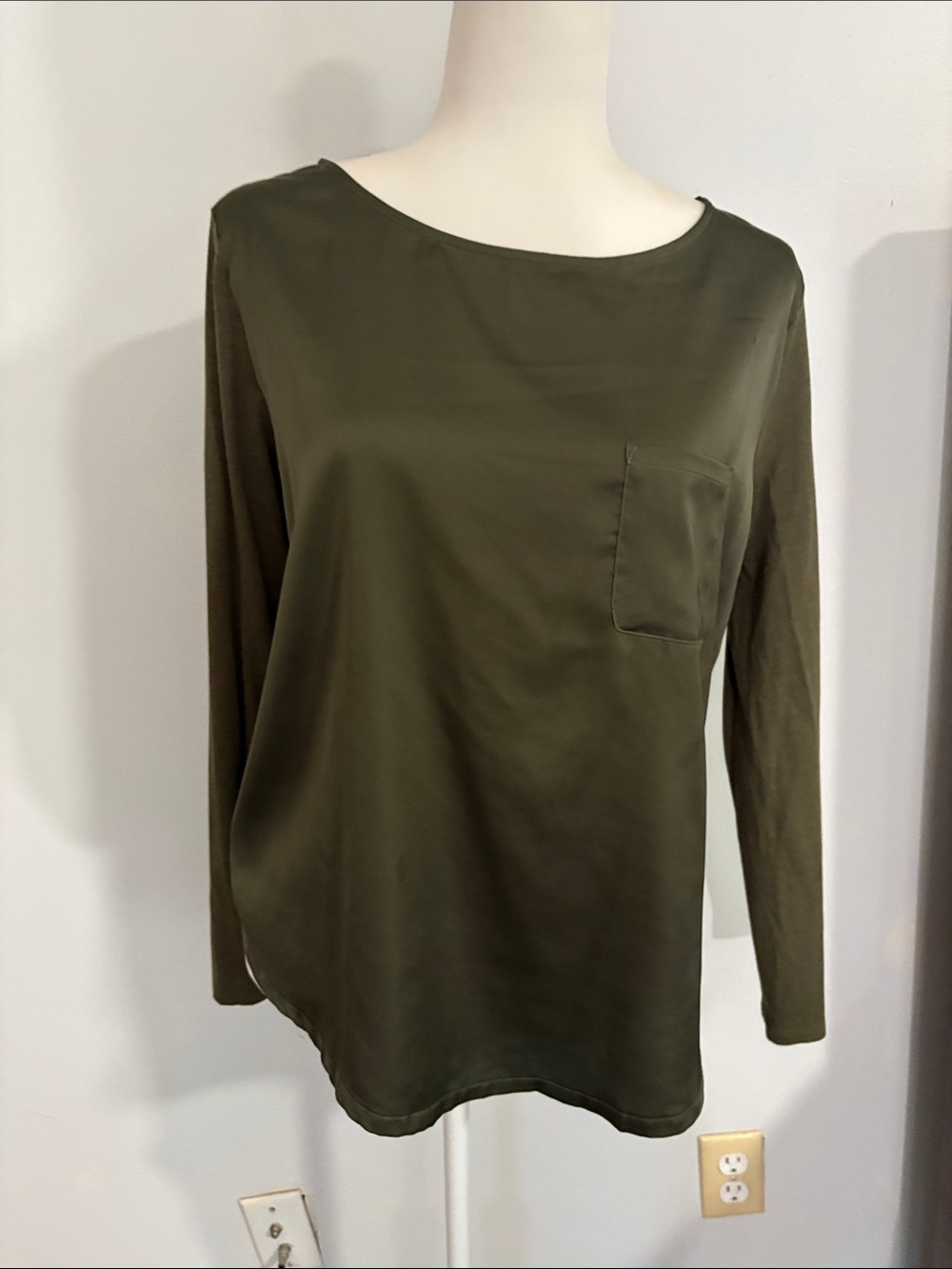 Ann Taylor  Olive Green Satin look Scoop Neck Pullover